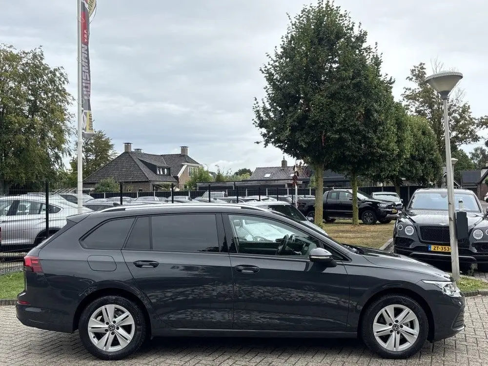 Volkswagen Golf Variant 1.5 TSI Life Grijs Xenon Alcantara 2 uit 2021, foto 4