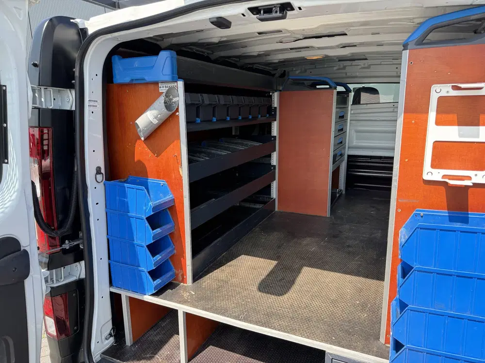 Renault Trafic 2.0 dCi 145 PK uit 2020, foto 10