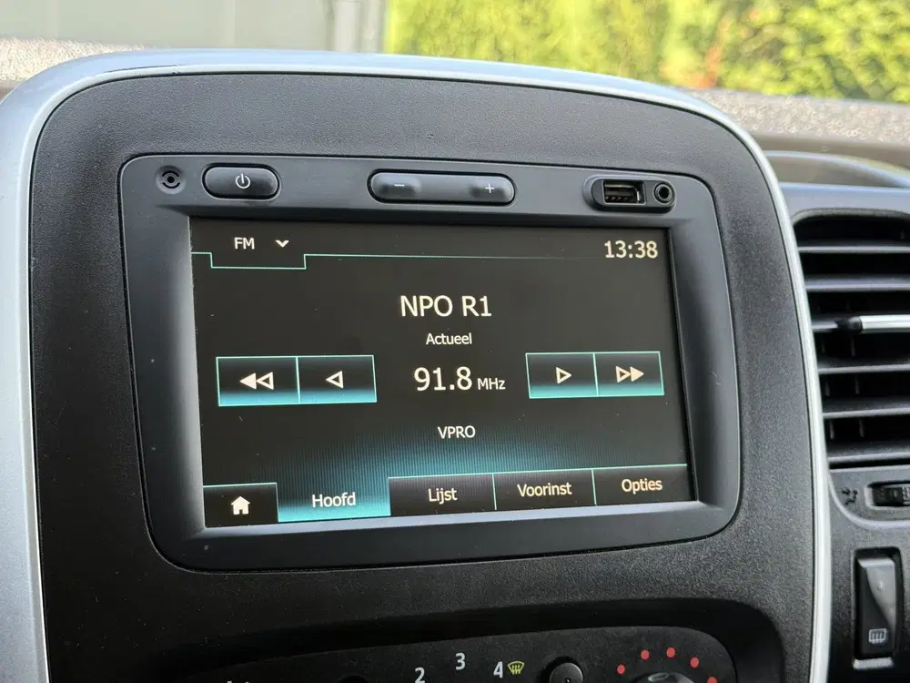 Renault Trafic 2.0 dCi 145 PK uit 2020, foto 19