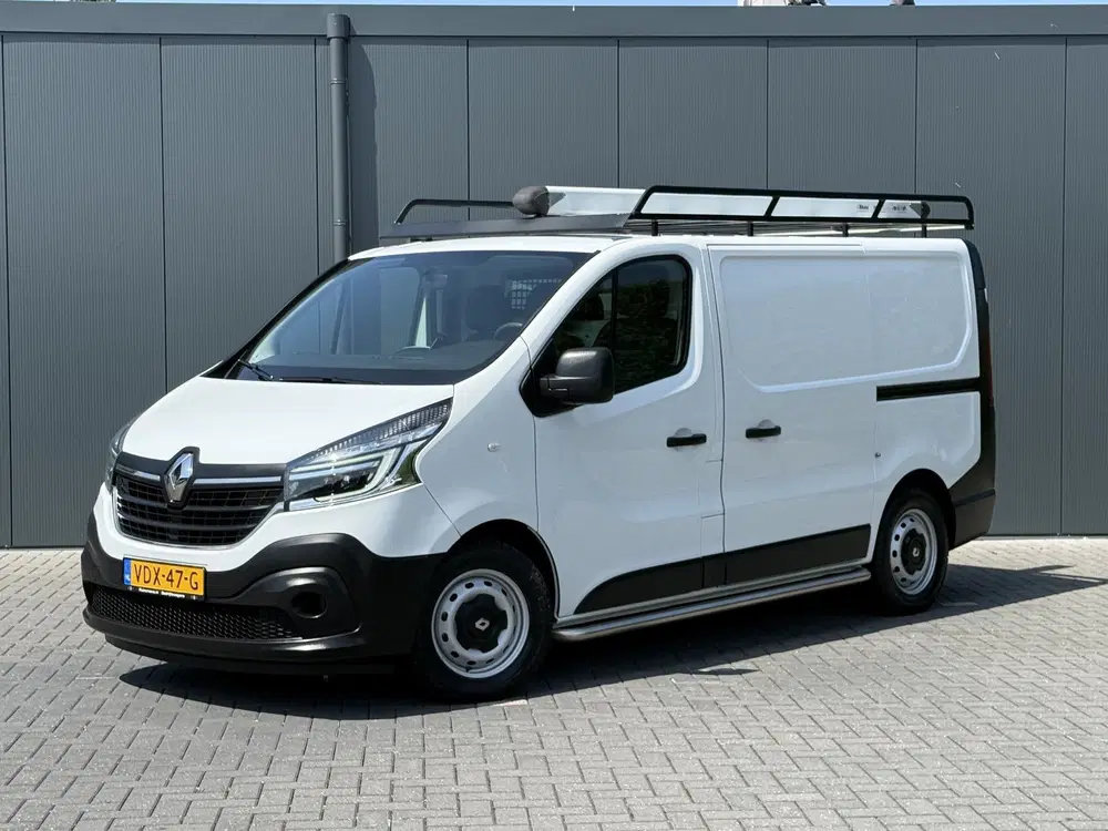 Renault Trafic 2.0 dCi 145 PK uit 2020, foto 2
