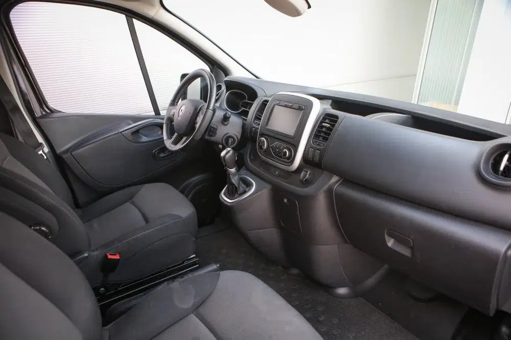 Renault Trafic 2.0 dCi T29 L2H1DCCo (bj 2021) uit 2021, foto 4