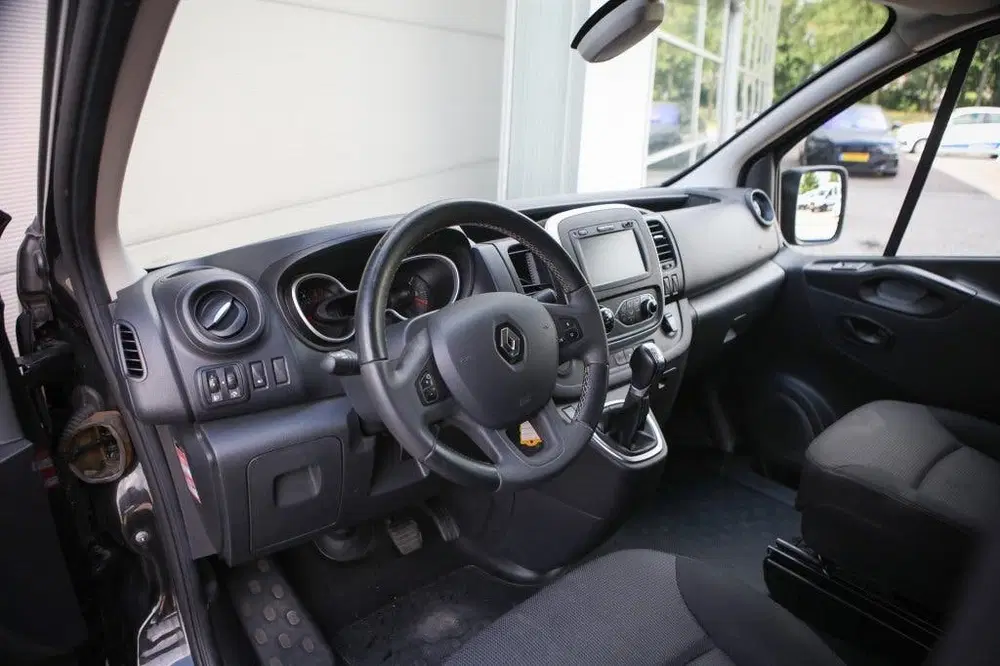 Renault Trafic 2.0 dCi T29 L2H1DCCo (bj 2021) uit 2021, foto 5