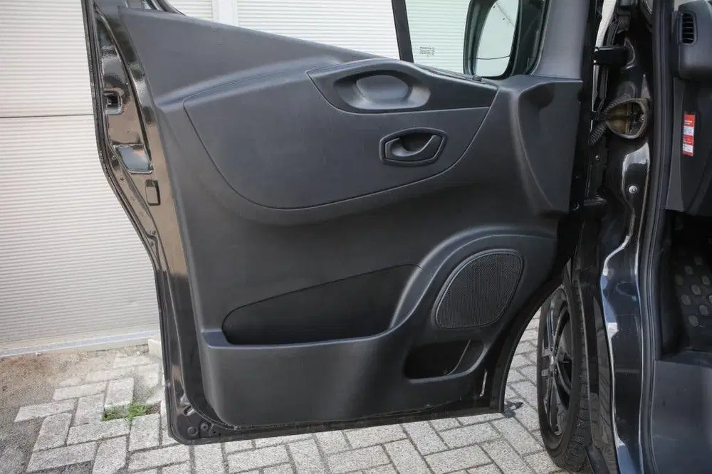 Renault Trafic 2.0 dCi T29 L2H1DCCo (bj 2021) uit 2021, foto 6