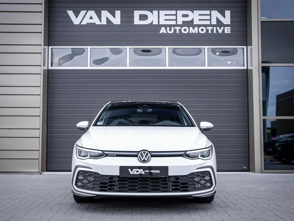 Volkswagen Golf 8 1.4 eHybrid GTE - Pano l Camera l Carplay uit 2021, foto 3