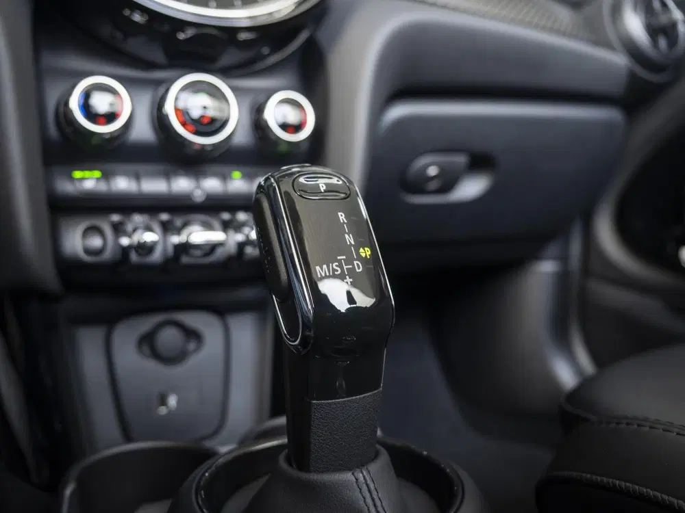 Mini Cabrio Cooper Aut. Resolute Edition + Comfort Acc uit 2023, foto 15