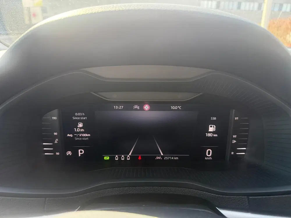 Skoda Karoq 1.5 TSI ACT Business Edition uit 2025, foto 17