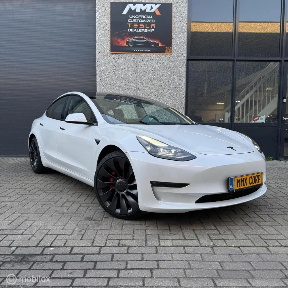 Tesla Model 3 Performance + MMX Pack + IAP uit 2022, foto 3