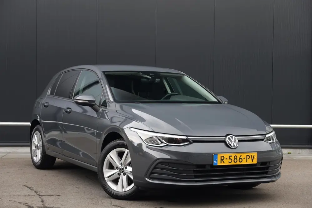 Volkswagen Golf 1.0 TSI 110pk Life Camera Stoel/Stuur verwar uit 2022, foto 19