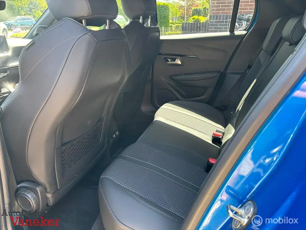 Peugeot 208 1.2 PureTech GT Pack uit 2021, foto 14