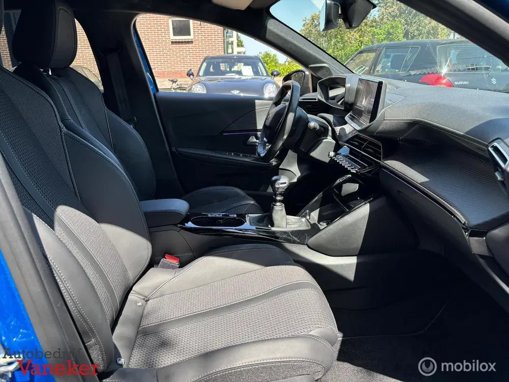 Peugeot 208 1.2 PureTech GT Pack uit 2021, foto 17