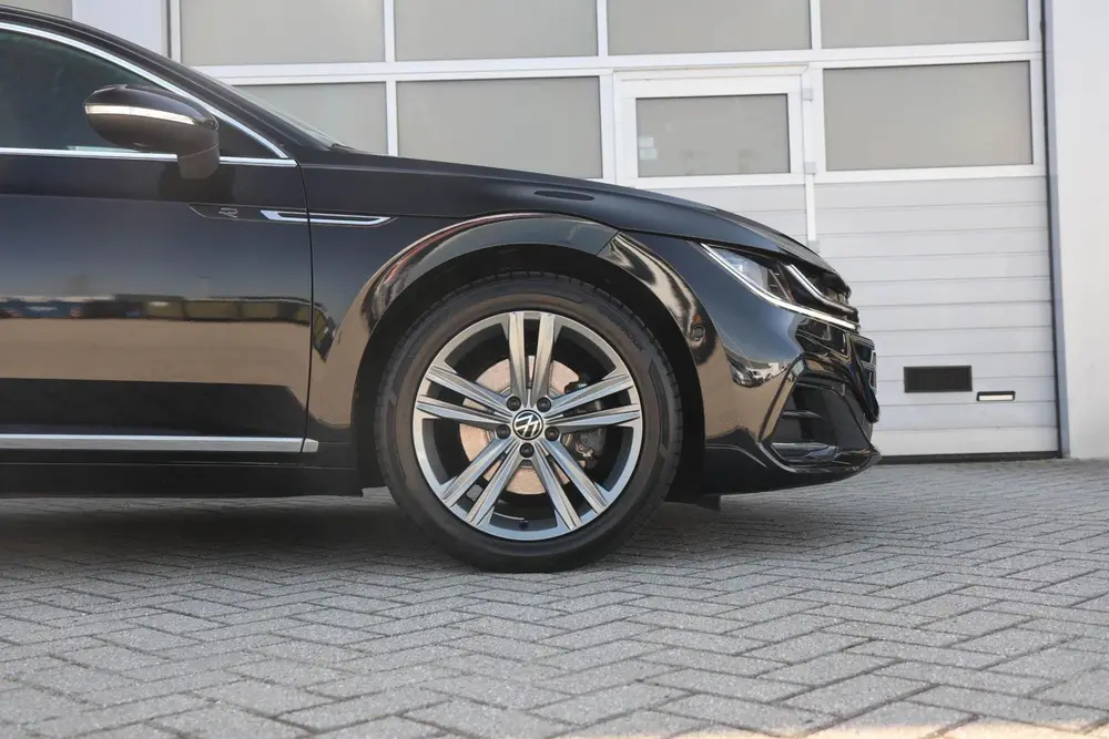 Volkswagen Arteon Shooting Brake 1.4 TSI eHybrid 218pk R-Lin uit 2022, foto 15