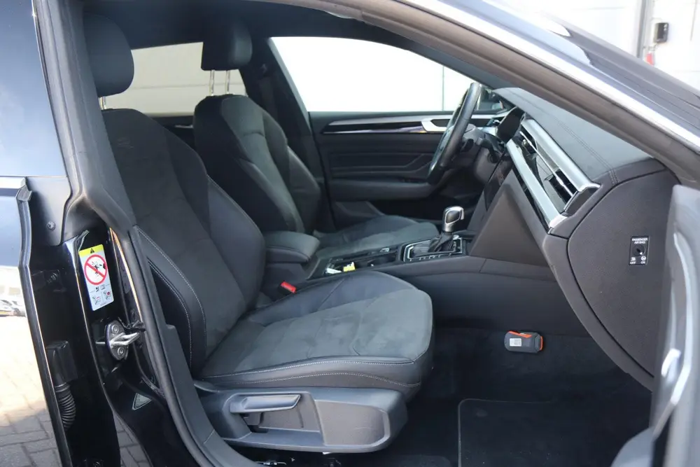 Volkswagen Arteon Shooting Brake 1.4 TSI eHybrid 218pk R-Lin uit 2022, foto 16