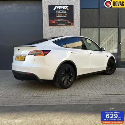 Tesla Model Y Long Range RWD + MMX PACK + IAP uit 2024