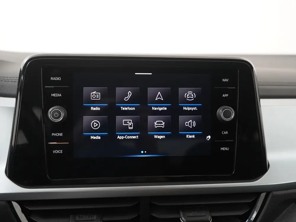 Volkswagen T-Roc 1.5 TSI Life | Camera | Navi | ACC | CarPla uit 2023, foto 18