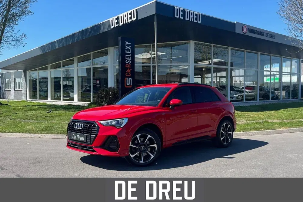 Audi Q3 45 TFSIe 245 pk S edition uit 2022
