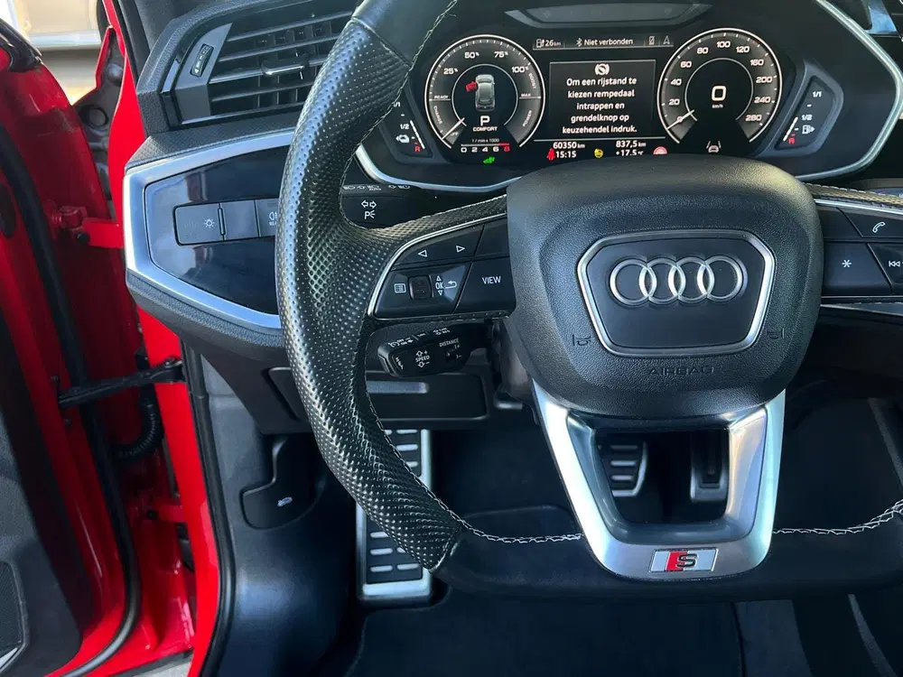 Audi Q3 45 TFSIe 245 pk S edition uit 2022, foto 14