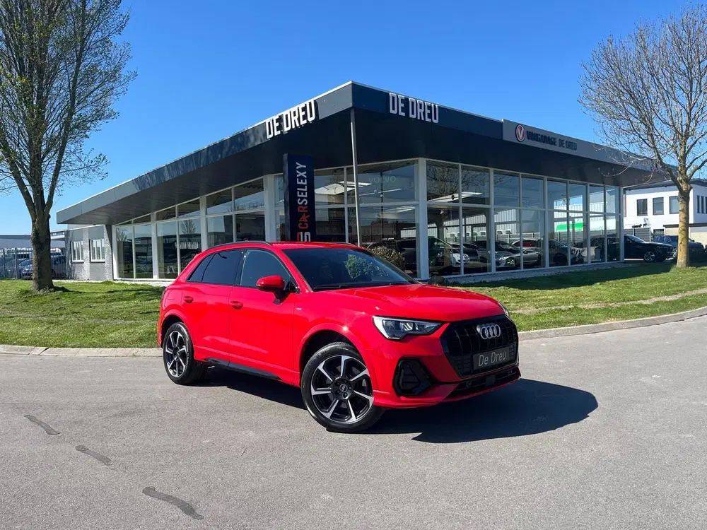 Audi Q3 45 TFSIe 245 pk S edition uit 2022, foto 18