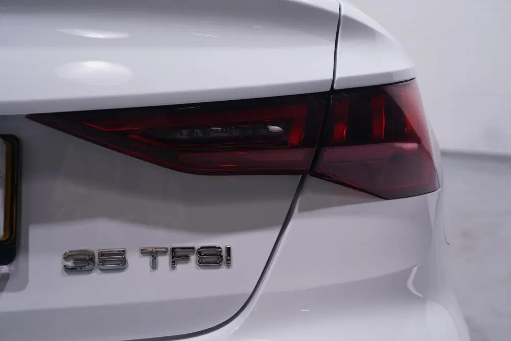 Audi A3 35 TFSI Business edition navigatie Apple-c uit 2022, foto 13