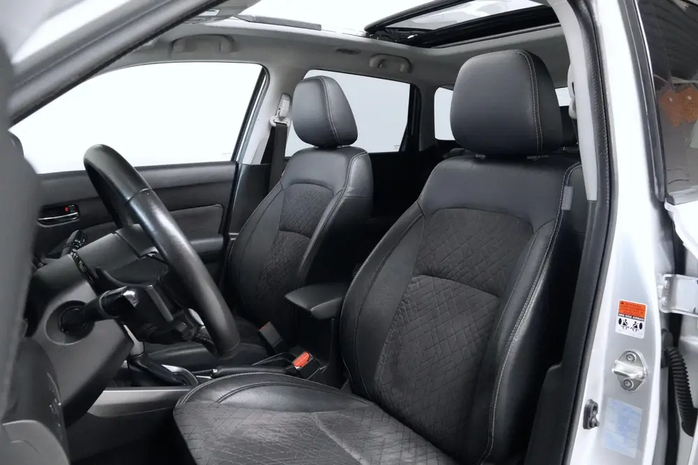 Suzuki Vitara 1.4 Boosterjet Style Automaat 140 PK | Pano-da uit 2019, foto 11