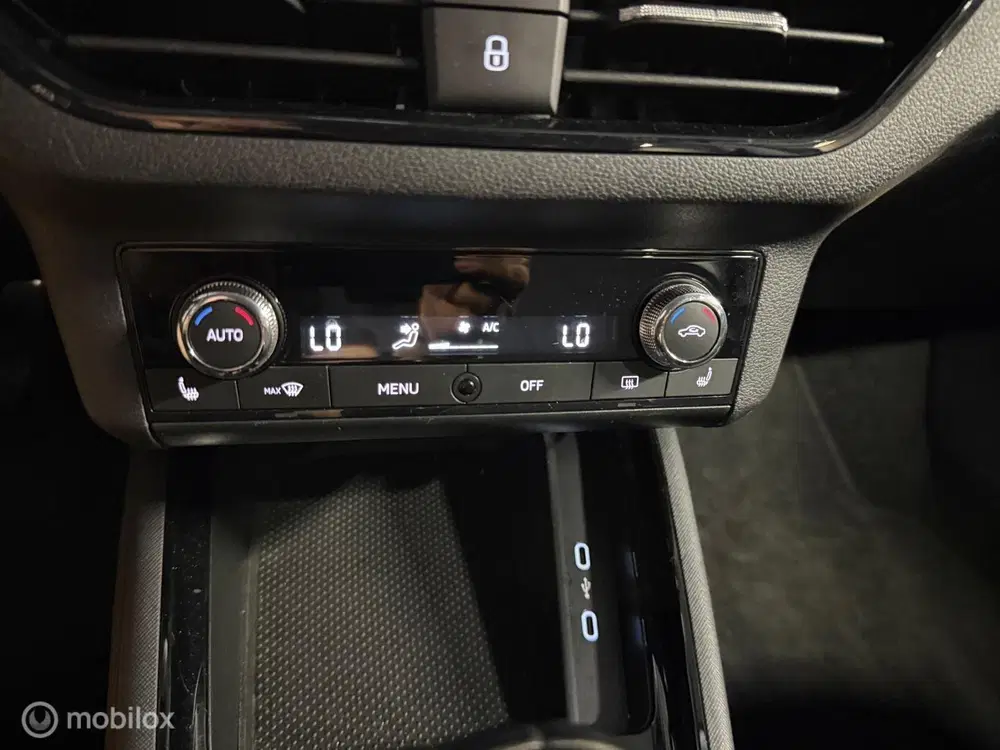 Skoda Scala 1.0 TSI Business Edition-Camera-116 PK-Car uit 2020, foto 18