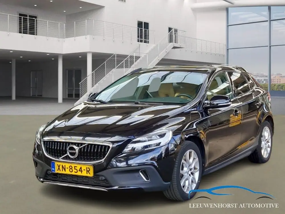 Volvo V40 Cross Country 1.5 T3 Polar+ Luxury AUTOMAAT uit 2019, foto 3