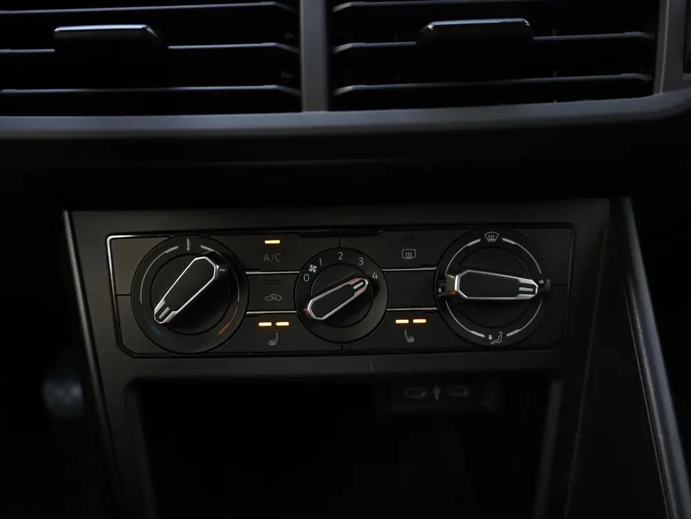 Volkswagen Taigo 1.0 TSI Virtual | Stoelverwarming | Airco | uit 2023, foto 14