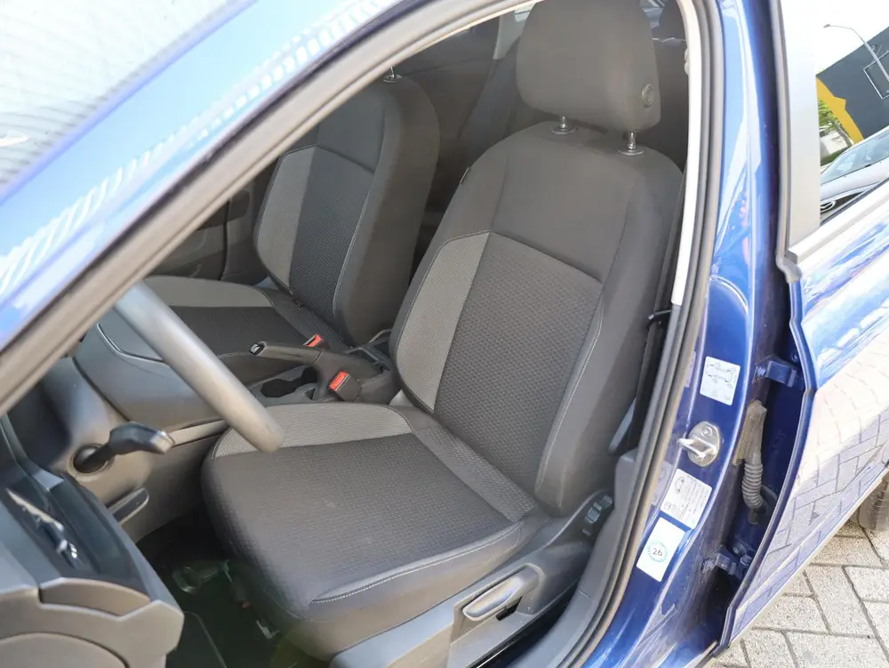 Volkswagen Taigo 1.0 TSI Virtual | Stoelverwarming | Airco | uit 2023, foto 6