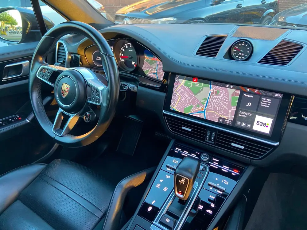 Porsche Cayenne 3.0 AUT8/PANO/CHRONO/TREKHAAK/BOSE/DEALERAUT uit 2019, foto 12