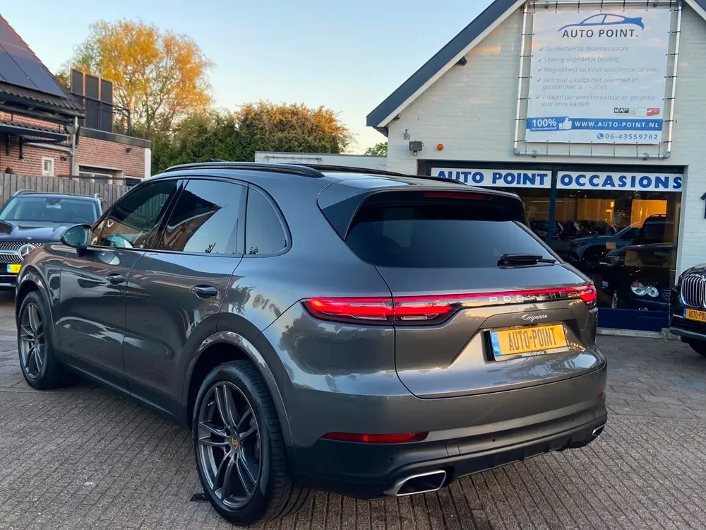 Porsche Cayenne 3.0 AUT8/PANO/CHRONO/TREKHAAK/BOSE/DEALERAUT uit 2019, foto 3