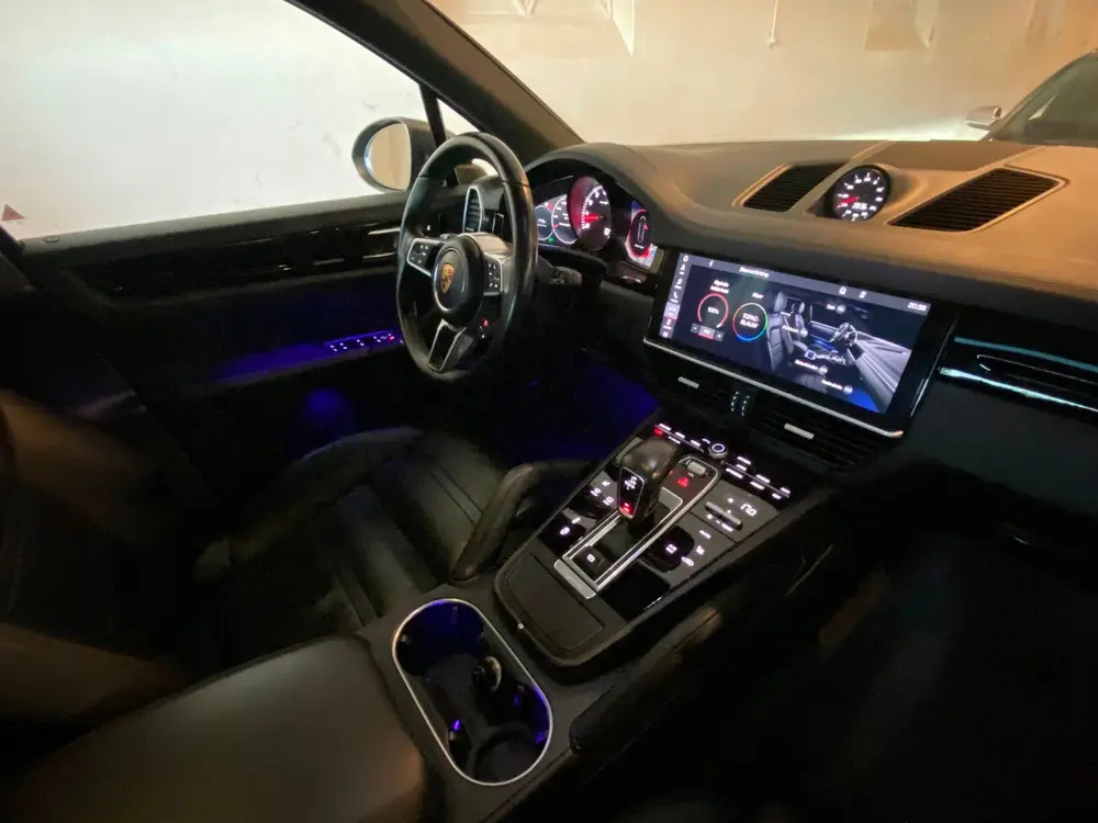 Porsche Cayenne 3.0 AUT8/PANO/CHRONO/TREKHAAK/BOSE/DEALERAUT uit 2019, foto 6
