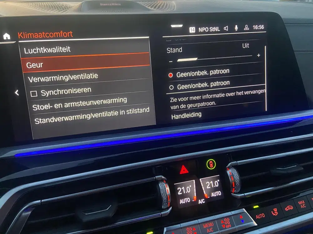 BMW X7 XDrive40i 7-PERS uit 2019, foto 18