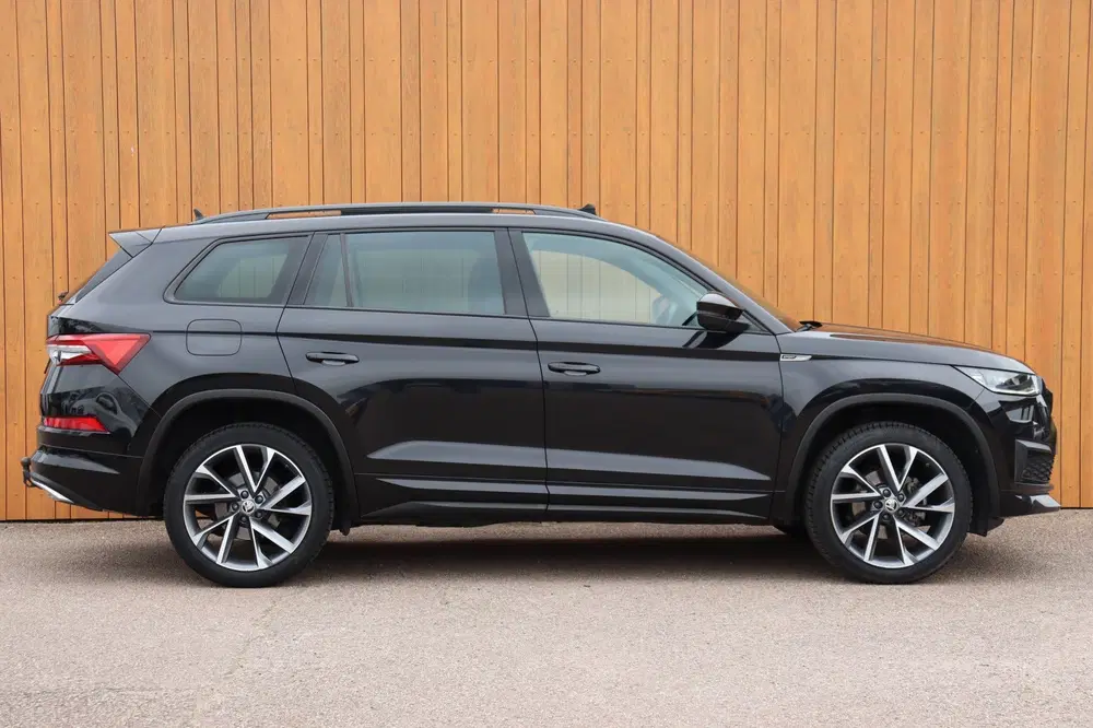 Skoda Kodiaq orgNL schuifdak stuu uit 2021, foto 4