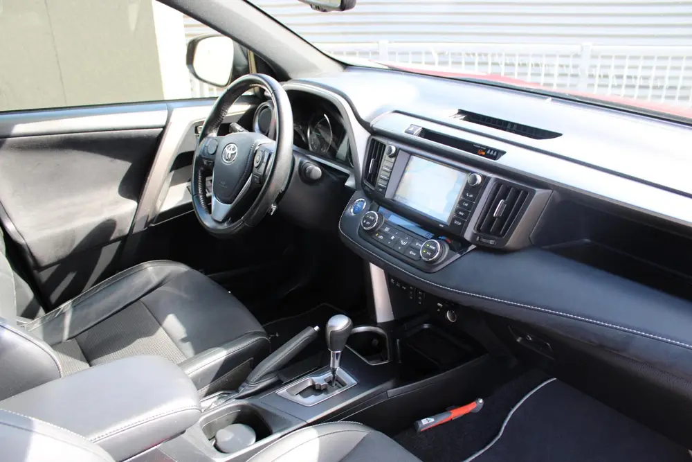 Toyota RAV4 2.5 Hybrid Dynamic Plus TREKHAAK, NAVIGATIE BEAR uit 2019, foto 11