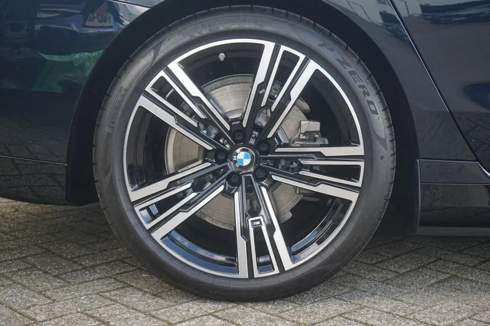 BMW i7 xDrive60 M Sportpakket uit 2024, foto 6
