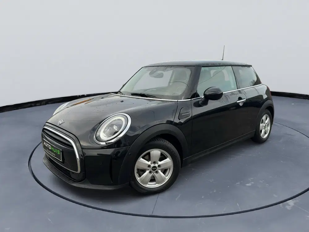 Mini Cooper 1.5 Cooper Essential Trim Automaat Stoelve uit 2023, foto 2