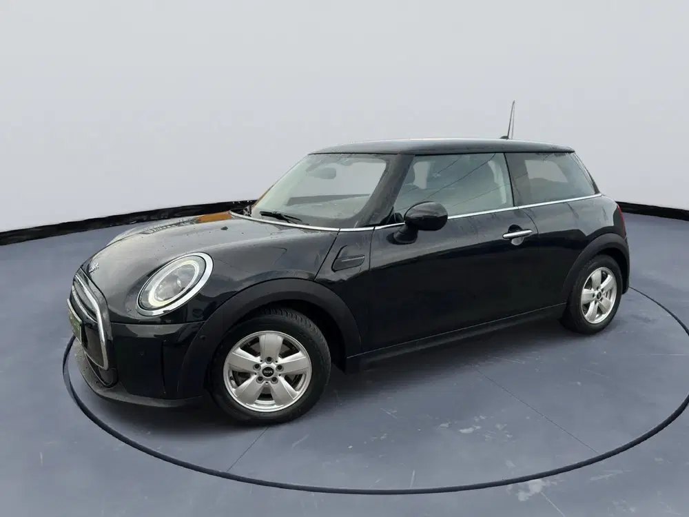 Mini Cooper 1.5 Cooper Essential Trim Automaat Stoelve uit 2023, foto 3