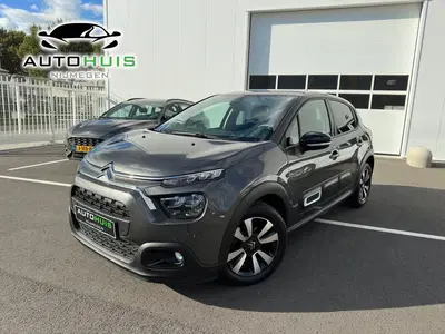 Citroën C3 Citroen C3 1.2 PureTech S&S Shine Automaat uit 2021