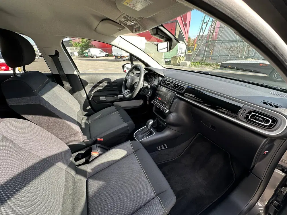 Citroën C3 Citroen C3 1.2 PureTech S&S Shine Automaat uit 2021, foto 12