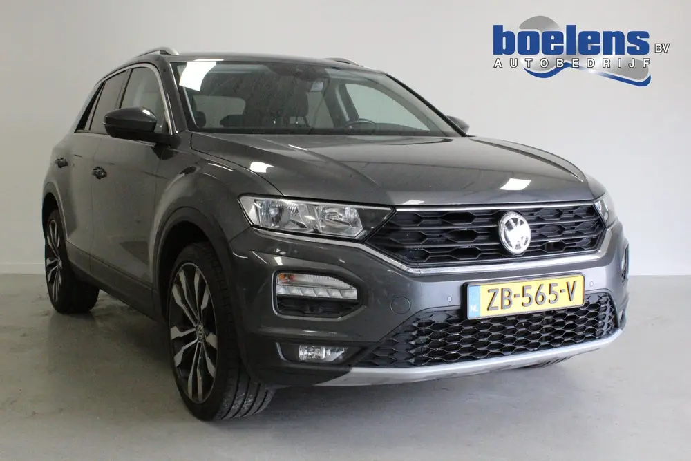 Volkswagen T-Roc 1.5 TSI Style | 19'LMV | ACC | PDC-V/A | CL uit 2019