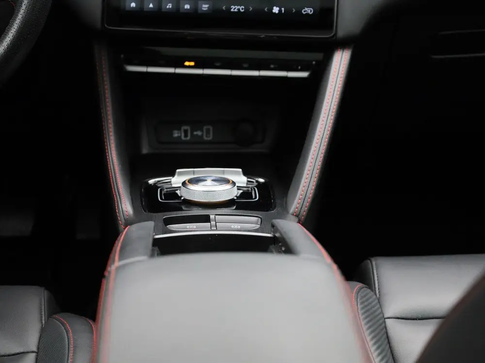 MG ZS Long Range Luxury 70 kWh uit 2023, foto 10