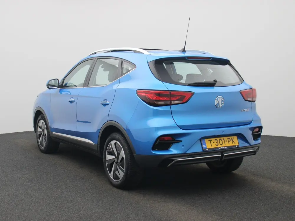 MG ZS Long Range Luxury 70 kWh uit 2023, foto 2