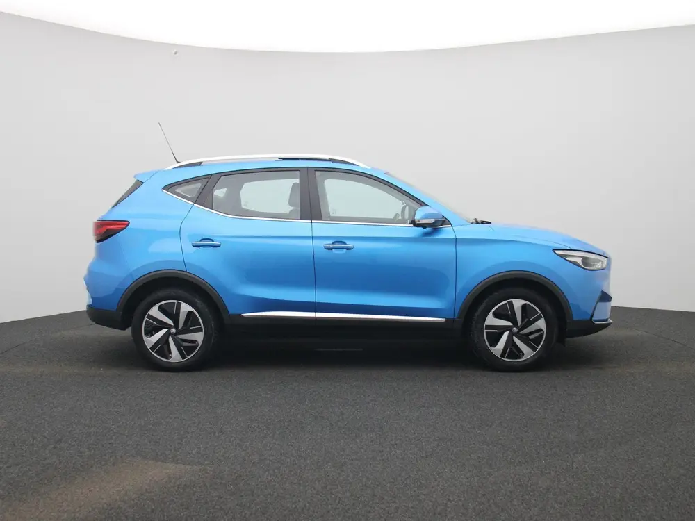 MG ZS Long Range Luxury 70 kWh uit 2023, foto 6