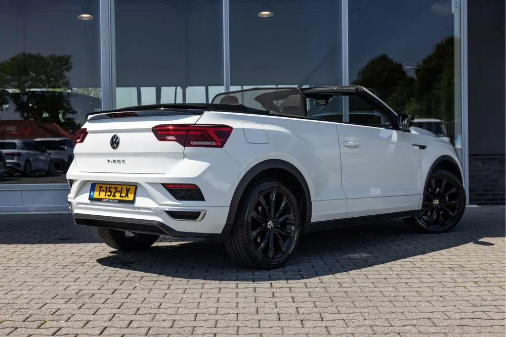 Volkswagen T-Roc Cabrio 1.5 TSI R-Line | Beats | 18'' | Stoe uit 2021, foto 2