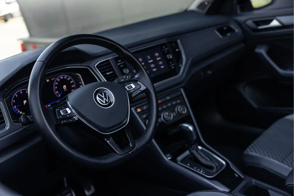 Volkswagen T-Roc Cabrio 1.5 TSI R-Line | Beats | 18'' | Stoe uit 2021, foto 8