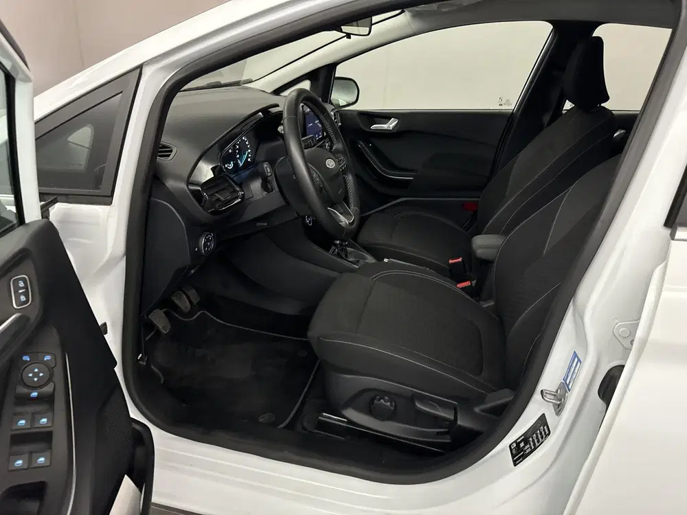 Ford Fiesta 1.0 EcoBoost Titanium Winter Pack uit 2023, foto 7