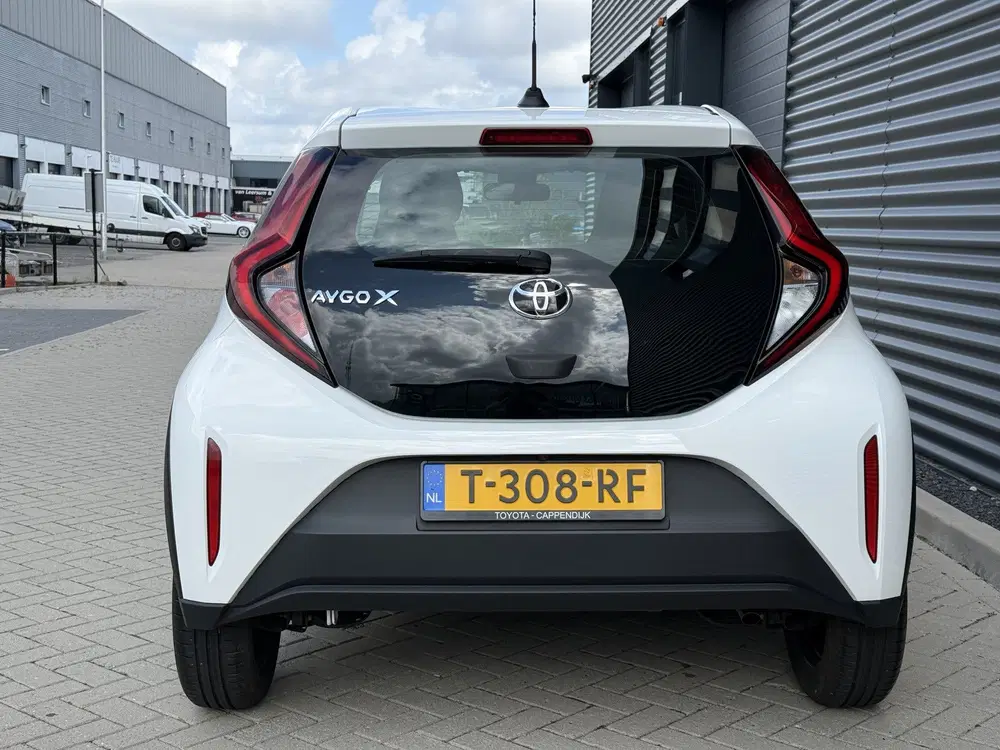 Toyota Aygo X 1.0 VVT-i MT Play Apple uit 2023, foto 16