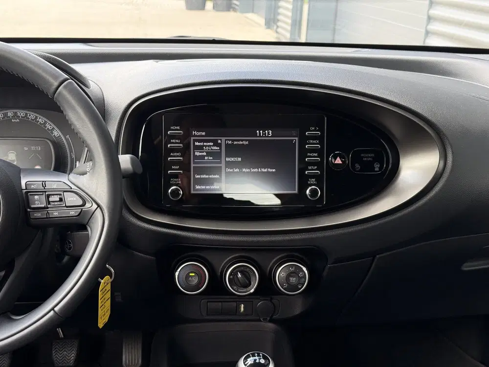 Toyota Aygo X 1.0 VVT-i MT Play Apple uit 2023, foto 19