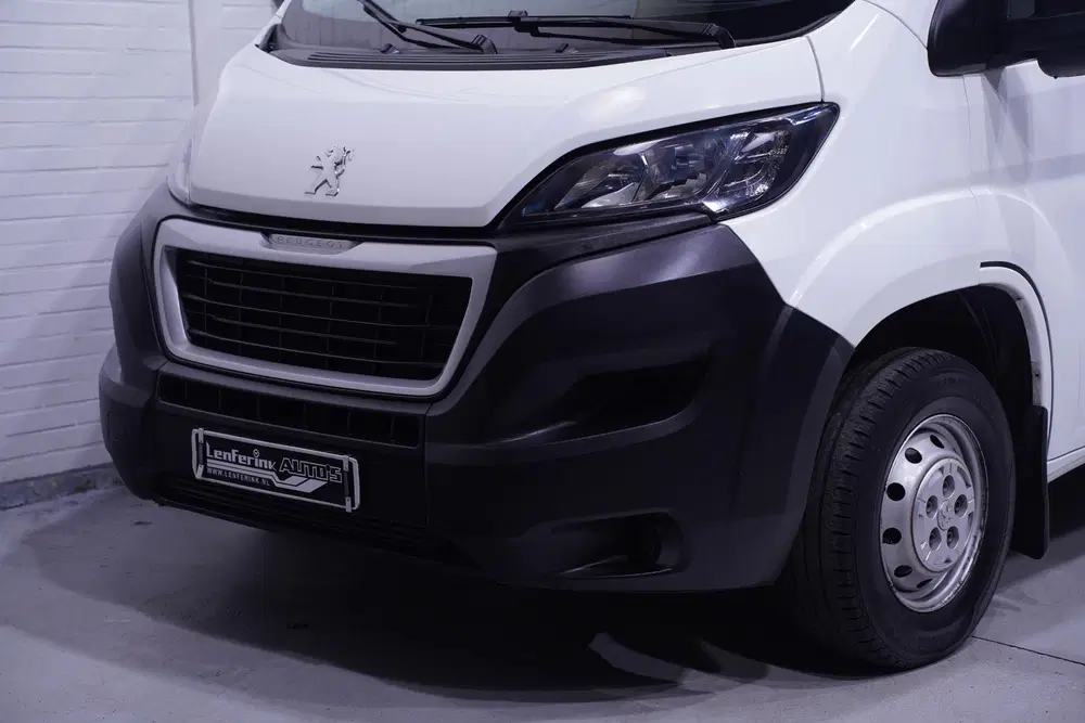 Peugeot Boxer 2.2 BlueHDi 140 pk L2H2 Premium Navi uit 2020, foto 15