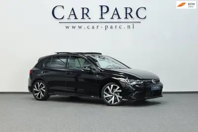 Volkswagen Golf 1.5 eTSI R-Line IQ+LED/VIRTUAL/SFEER/ALCANTA uit 2020