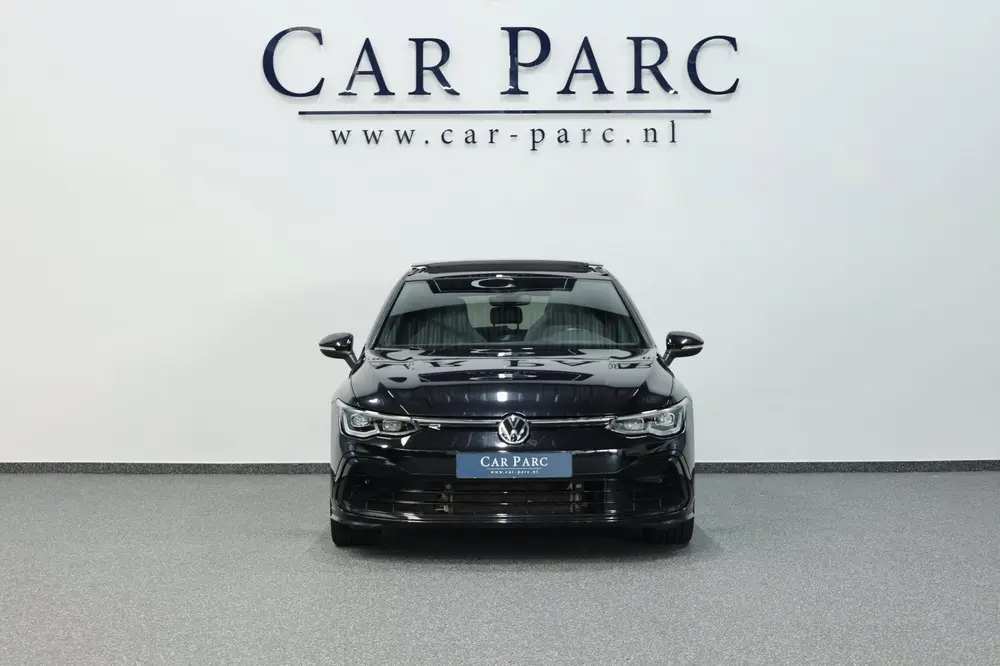 Volkswagen Golf 1.5 eTSI R-Line IQ+LED/VIRTUAL/SFEER/ALCANTA uit 2020, foto 3